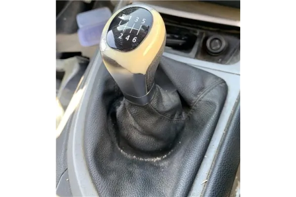 Recambio de palanca de cambio para bmw serie 1 berlina (e81/e87) 2.0 118d referencia OEM IAM 25117570506  