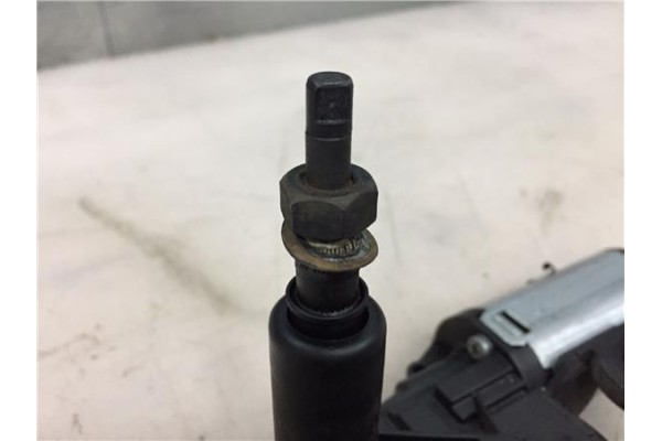 Recambio de motor limpiaparabrisas trasero para ford transit connect (p65_, p70_, p80_) 1.8 tdci referencia OEM IAM 2T1417W400AD