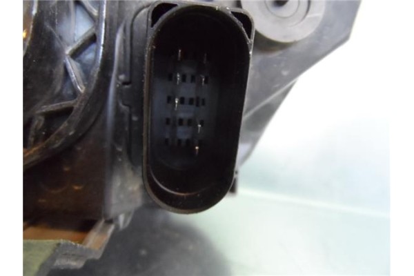 Recambio de faro delantero dcho para ford focus ii (da_) 1.6 referencia OEM IAM 1480983  