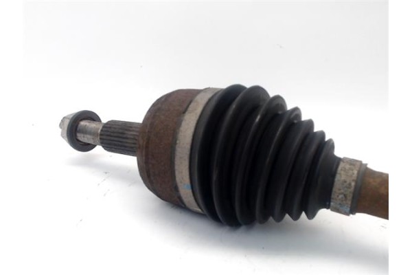 Recambio de palier delantero izquierdo para renault megane iii sport tourer 1.5 dynamique referencia OEM IAM 7711497441  