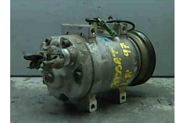 Recambio de compresor aire acond. para volkswagen passat berlina (3b2) 1.8 básico referencia OEM IAM 8D0260805M  