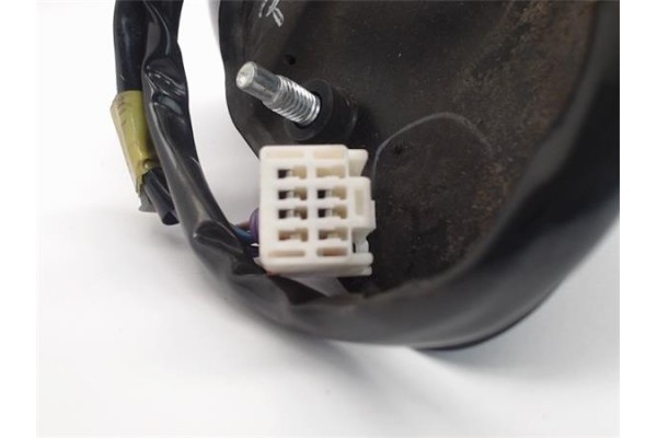 Recambio de retrovisor electrico derecho para mazda premacy (cp) referencia OEM IAM   