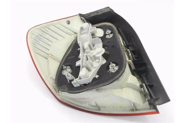 Recambio de piloto trasero derecho para bmw serie 1 berlina (e81/e87) 2.0 118d referencia OEM IAM 63210432622 716495605 