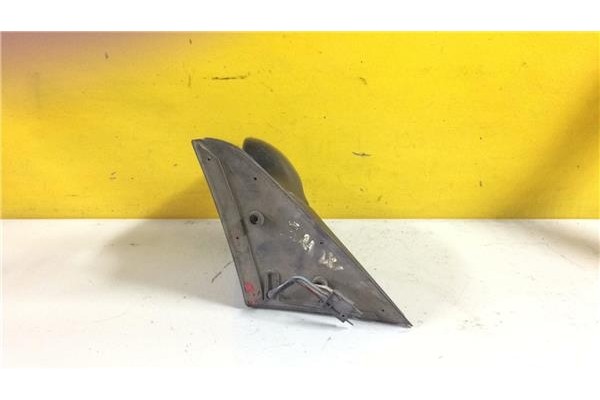 Recambio de retrovisor electrico izquierdo para bmw serie 3 berlina (e30) 1.8 316i referencia OEM IAM E10117111  