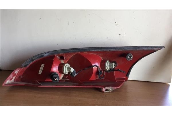 Recambio de piloto trasero derecho para ford focus berlina (cak) 1.8 ghia referencia OEM IAM XS4X13404AE ASYXS4113404A 
