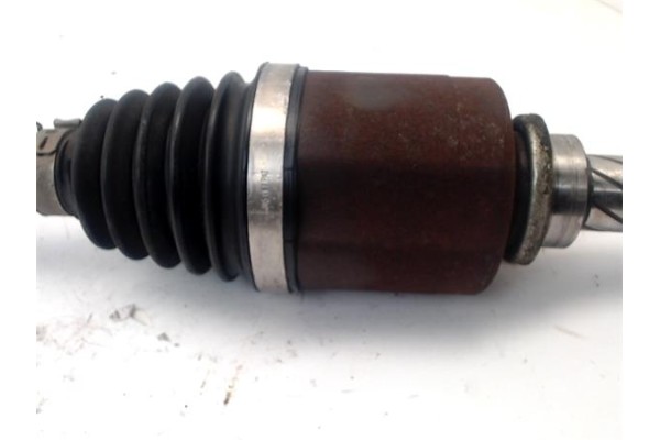 Recambio de palier delantero izquierdo para renault megane iii sport tourer 1.5 dynamique referencia OEM IAM 7711497441  