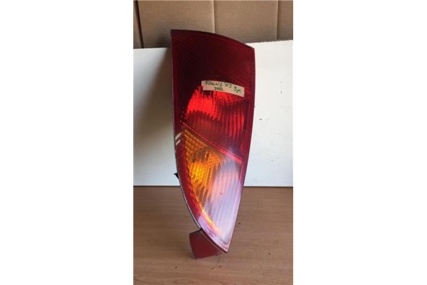 Recambio de piloto trasero izquierdo para ford focus berlina (cak) 1.8 trend referencia OEM IAM 1M5113405 CW170R 