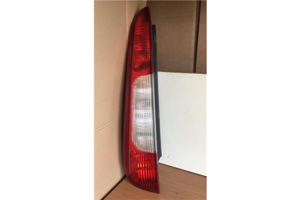 Recambio de piloto trasero izquierdo para ford focus c-max (cap) 1.6 ghia (d) referencia OEM IAM 3M5113A603AA 158957 