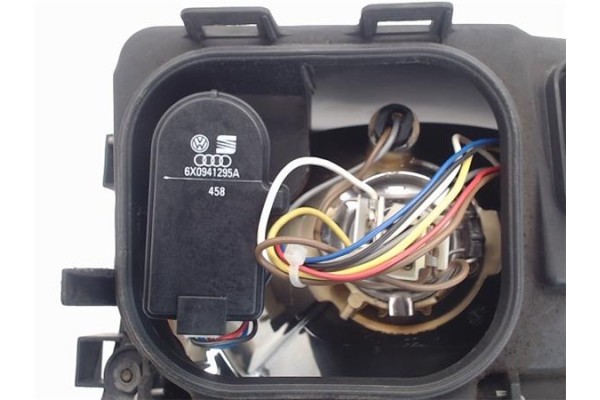 Recambio de faro delantero dcho para seat arosa (6h1) referencia OEM IAM D39840748  