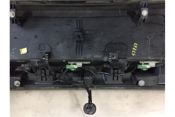 Recambio de tapa maletero para citroen c4 picasso 2.0 hdi referencia OEM IAM 8742N6  