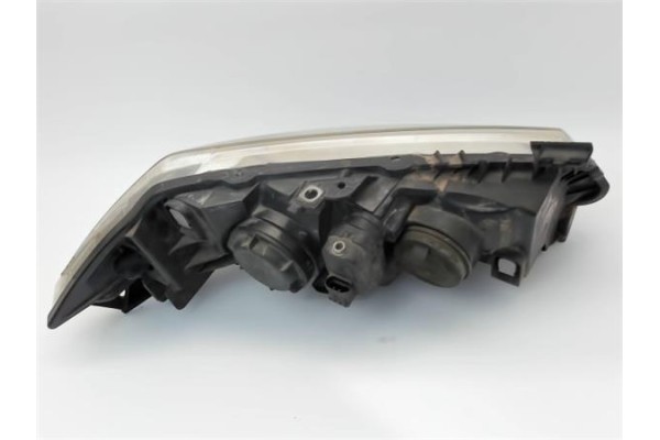 Recambio de faro delantero izquierdo para renault megane ii berlina 3p referencia OEM IAM 260604235R  