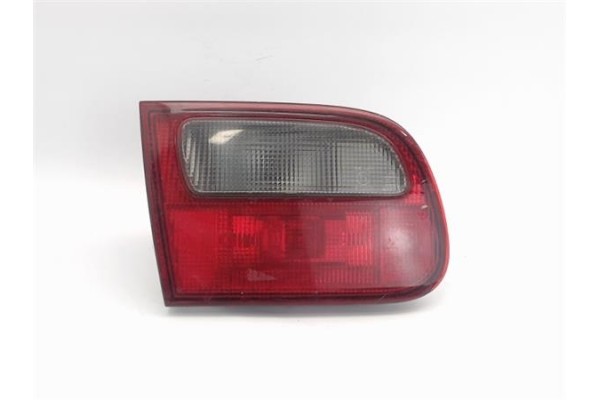 Recambio de piloto porton trasero izquierdo para honda civic berl. 3/4 (eg/eh) referencia OEM IAM    Recambio de piloto porton trasero izquierdo para honda civic berl. 3/4 (eg/eh) referencia OEM IAM