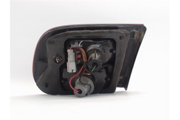 Recambio de piloto porton trasero izquierdo para honda civic berl. 3/4 (eg/eh) referencia OEM IAM    Recambio de piloto porton trasero izquierdo para honda civic berl. 3/4 (eg/eh) referencia OEM IAM