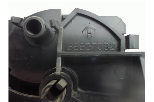 Recambio de mandos calefaccion / a.a. para mitsubishi colt cz3 berl. 5 (z30a) 1.3 (z35a, z33a, z34a) referencia OEM IAM 69657032