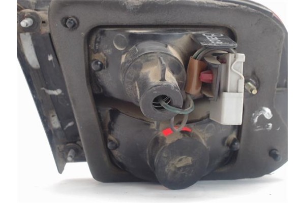 Recambio de piloto porton trasero derecho para honda civic berl. 3/4 (eg/eh) referencia OEM IAM   