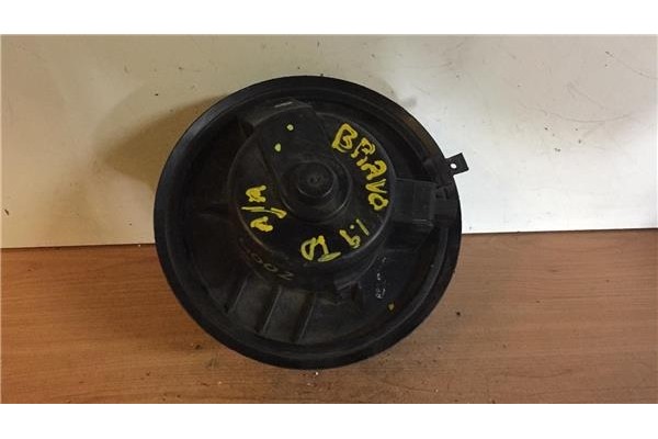 Recambio de motor calefaccion para fiat bravo (182) 1.9 td 75 s referencia OEM IAM   