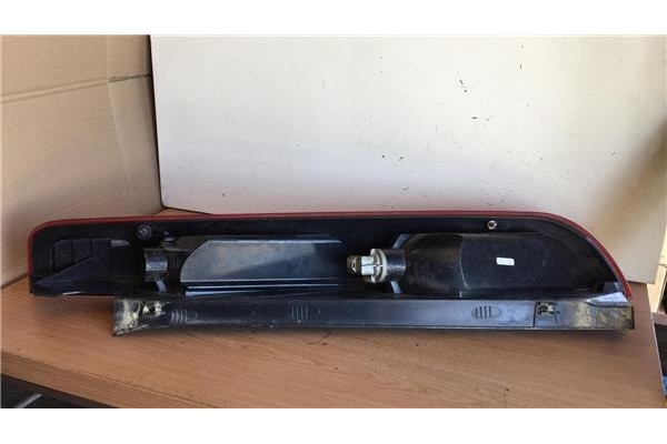 Recambio de piloto trasero izquierdo para ford focus berlina (cap) 1.4 trend referencia OEM IAM 4M5113405 03740D 