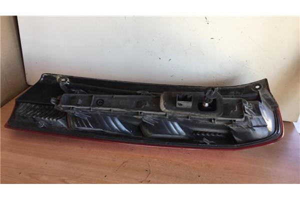 Recambio de piloto trasero derecho para ford fiesta (cbk) 1.25 trend referencia OEM IAM 2S6113A602B 34219 