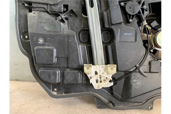 Recambio de mecanismo elevalunas delantero derecho para mazda 5 2.0 referencia OEM IAM G22C5858XF  