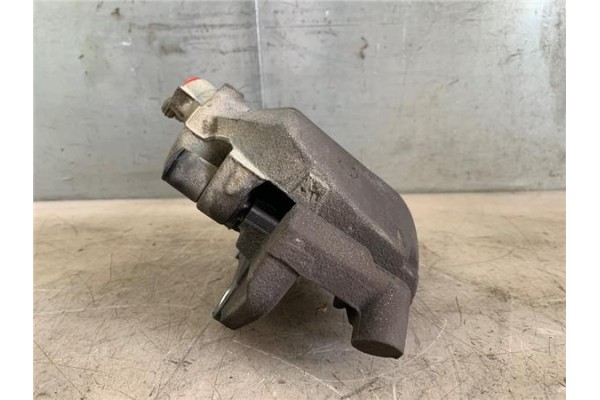 Recambio de pinza freno delantero izquierda para mazda 5 2.0 referencia OEM IAM BPYK3323ZA  