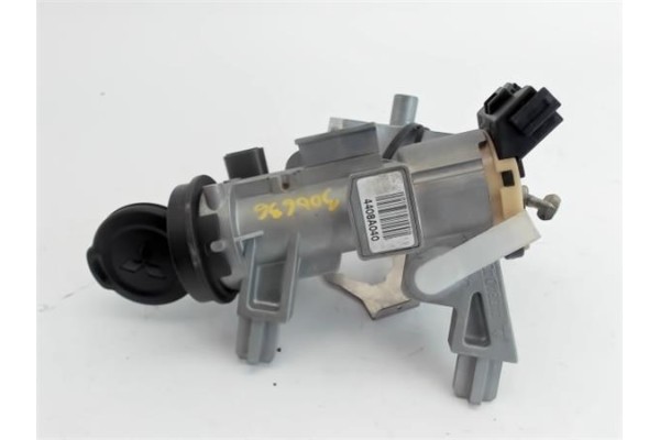 Recambio de clausor para mitsubishi colt cz3 berl. 5 (z30a) 1.3 (z35a, z33a, z34a) referencia OEM IAM 4408A040  