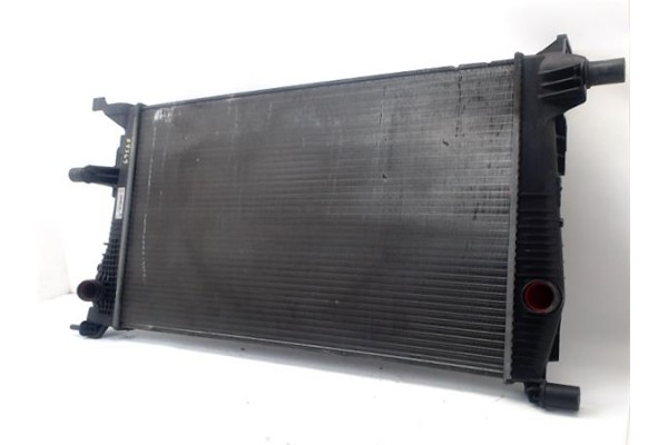 Recambio de radiador para renault megane iii sport tourer 1.5 dynamique referencia OEM IAM 214105150R 8660005523 