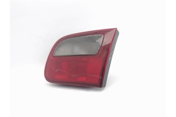 Recambio de piloto porton trasero derecho para honda civic berl. 3/4 (eg/eh) referencia OEM IAM   