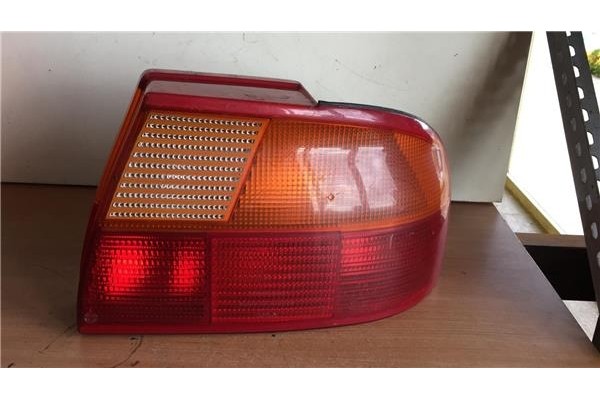 Recambio de piloto trasero derecho para ford mondeo fd berl./turnier 1.6 clx berlina referencia OEM IAM 93BG13A602AA 91022 