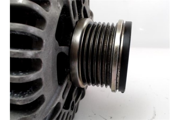 Recambio de alternador para peugeot 308 1.6 confort referencia OEM IAM 0986045240  