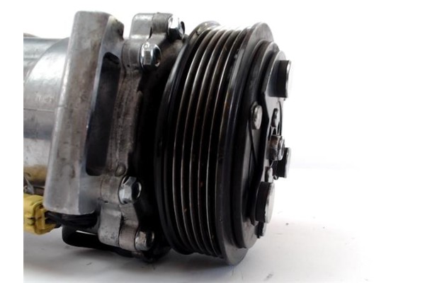 Recambio de compresor aire acond. para peugeot 308 1.6 confort referencia OEM IAM 8FK351340581  