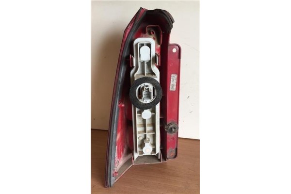 Recambio de piloto trasero derecho para ford focus berlina (cak) 1.8 ghia referencia OEM IAM PMXS41 13404EK 