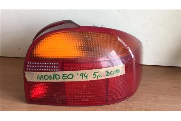 Recambio de piloto trasero derecho para ford mondeo fd berl./turnier 1.6 clx berlina referencia OEM IAM 93BG13A602BC  