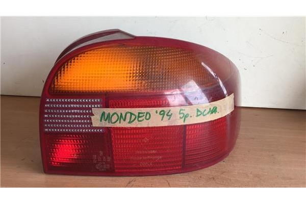 Recambio de piloto trasero derecho para ford mondeo fd berl./turnier 1.6 clx berlina referencia OEM IAM 93BG13A602BC  