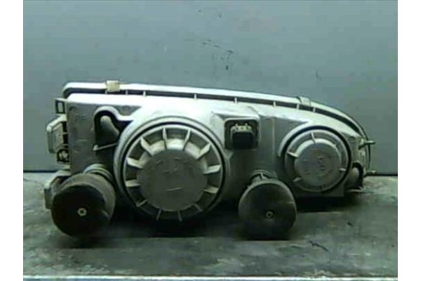 Recambio de faro delantero izquierdo para hyundai h100 furgón 2.5 d referencia OEM IAM 9210143800   Recambio de faro delantero izquierdo para hyundai h100 furgón 2.5 d referencia OEM IAM 9210143800