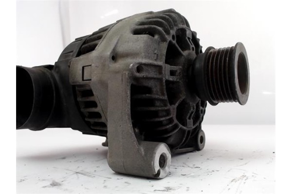 Recambio de alternador para bmw serie 5 berlina (e34) 2.0 520i (95kw) referencia OEM IAM 1735043 0120469912 