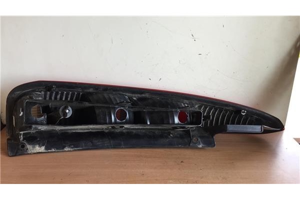 Recambio de piloto trasero derecho para ford fusion (cbk) 1.25 ambiente referencia OEM IAM 2N1113A602B  