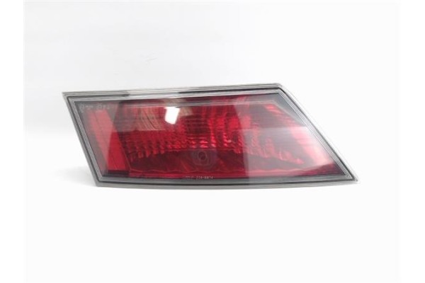 Recambio de piloto porton trasero izquierdo para honda civic berlina 5 (fk) referencia OEM IAM   