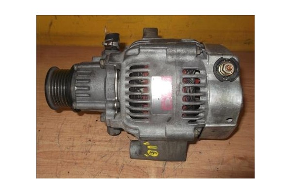 Recambio de alternador para honda accord vii (cg, ck) 2.0 turbo di referencia OEM IAM YLE10150 1002132272 