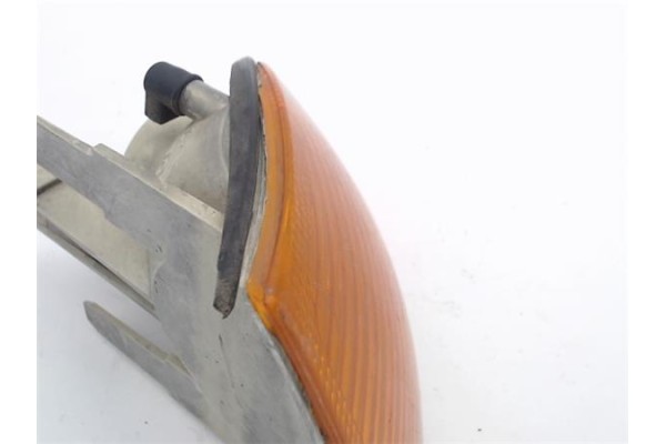 Recambio de intermitente delantero izquierdo para bmw serie 3 berlina (e46) referencia OEM IAM 1315106144  