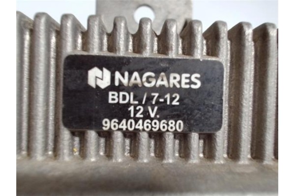 Recambio de caja precalentamiento para renault trafic ii combi 1.9 passenger authentique referencia OEM IAM 9640469680 BDL712 3M