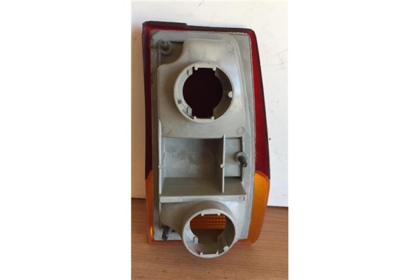 Recambio de piloto trasero izquierdo para ford fiesta berl./express 1.0 ghia referencia OEM IAM RS17R01437  