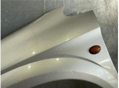 Recambio de aleta delantero izquierda para chrysler voyager (rg) 2.5 crd referencia OEM IAM 5018445AA  