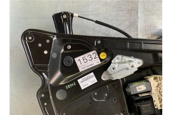 Recambio de elevalunas electrico delantero izquierdo para volkswagen passat berlina (3c2) 2.0 tdi 16v referencia OEM IAM 1K09597