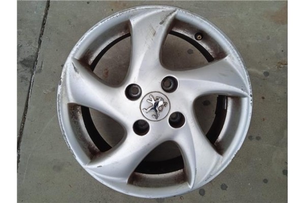 Recambio de llanta para peugeot 206 1.4 i referencia OEM IAM 540288  