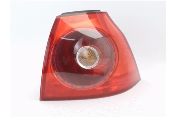 Recambio de piloto trasero derecho para volkswagen golf v (1k1) 1.9 tdi referencia OEM IAM 1K6945096AA Recambio de piloto trasero derecho para volkswagen golf v (1k1) 1.9 tdi referencia OEM IAM 1K6945096AA