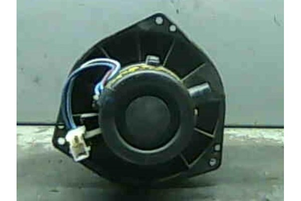 Recambio de motor calefaccion para nissan vanette cargo (hc23) 2.3 d referencia OEM IAM 272207C302  