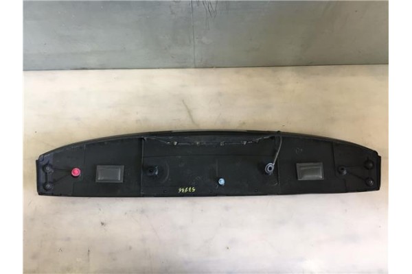 Recambio de aleron trasero para renault clio ii fase ii 1.3 referencia OEM IAM 7700427352  