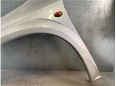 Recambio de aleta delantero izquierda para chrysler voyager (rg) 2.5 crd referencia OEM IAM 5018445AA  