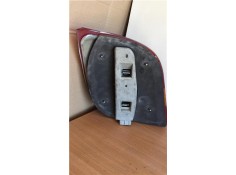 Recambio de piloto trasero derecho para ford fiesta berl./courier 1.1 surf referencia OEM IAM 89FG13A602  