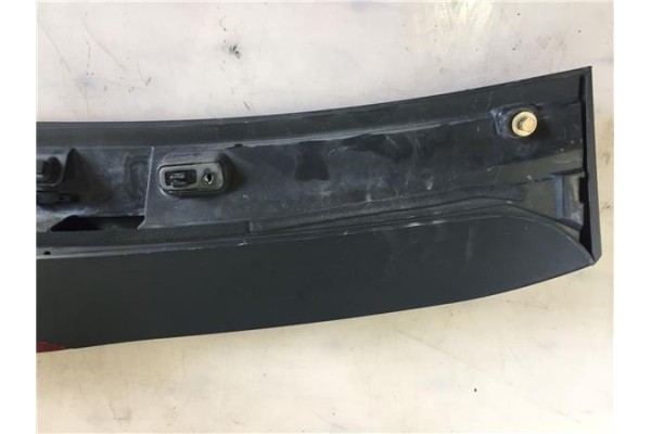 Recambio de aleron trasero para ford focus ii (da_) 1.6 referencia OEM IAM 1553311  438 , FIAT | 456 , FIAT | 36 , FORD | E2 , F